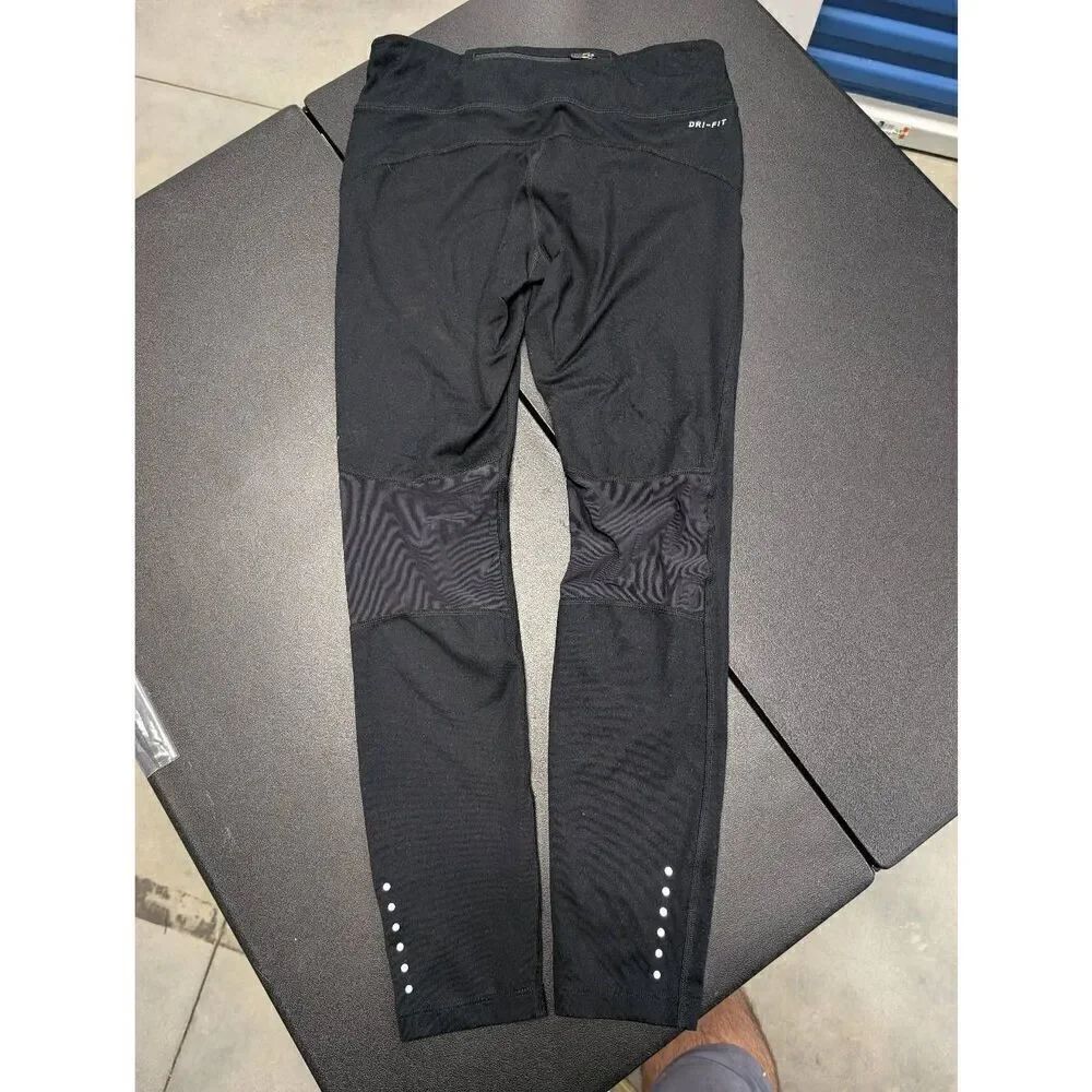 Nike details *size